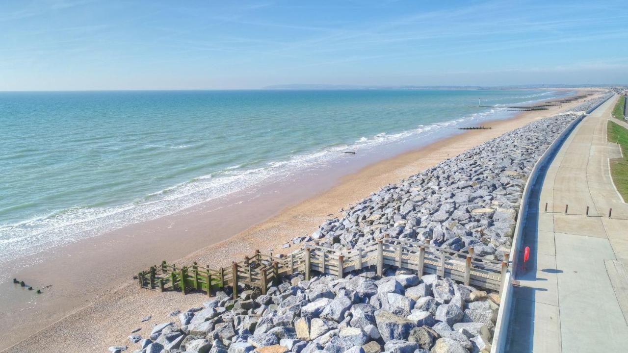 Holiday home Coastguards Lookout Camber