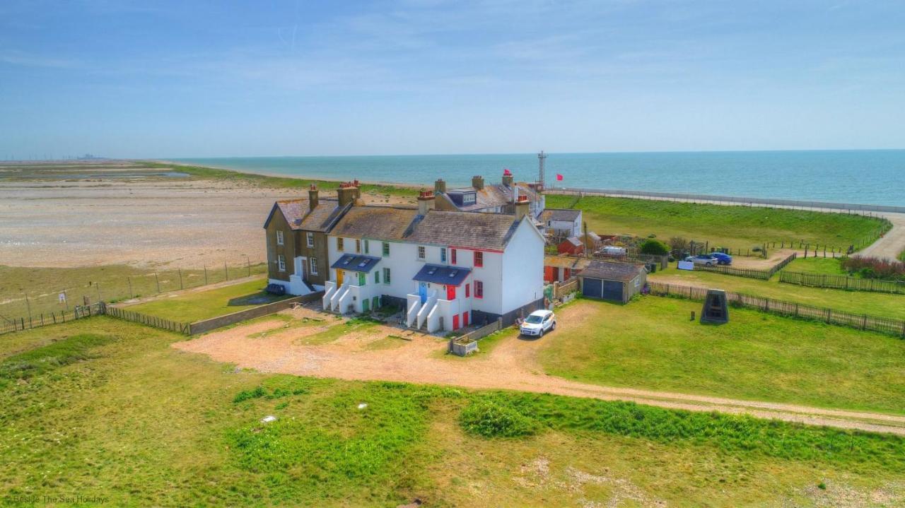 Coastguards Lookout * Camber